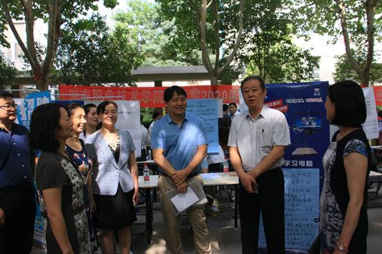 说明:C:\Users\Lenovo\Desktop\太阳成集团双选会3.jpg